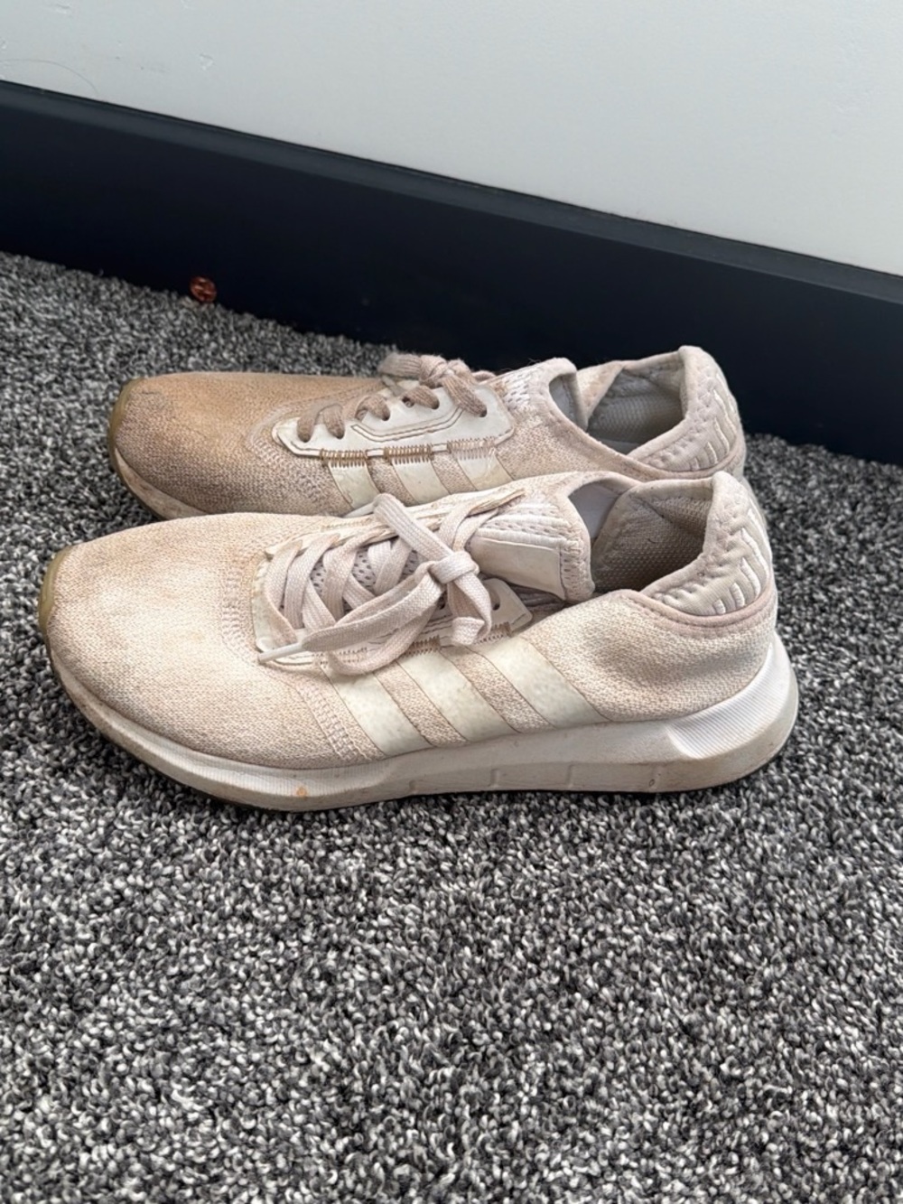 adidas Women's Sneaker